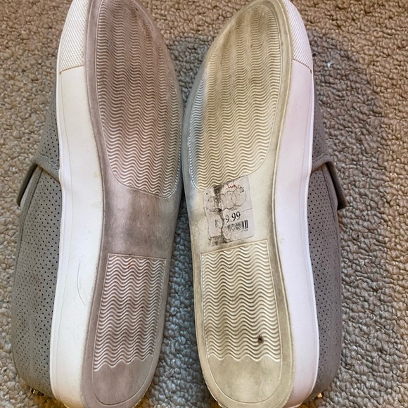 Steve Madden gray slip on sneakers size 9 - Picture 5 of 6